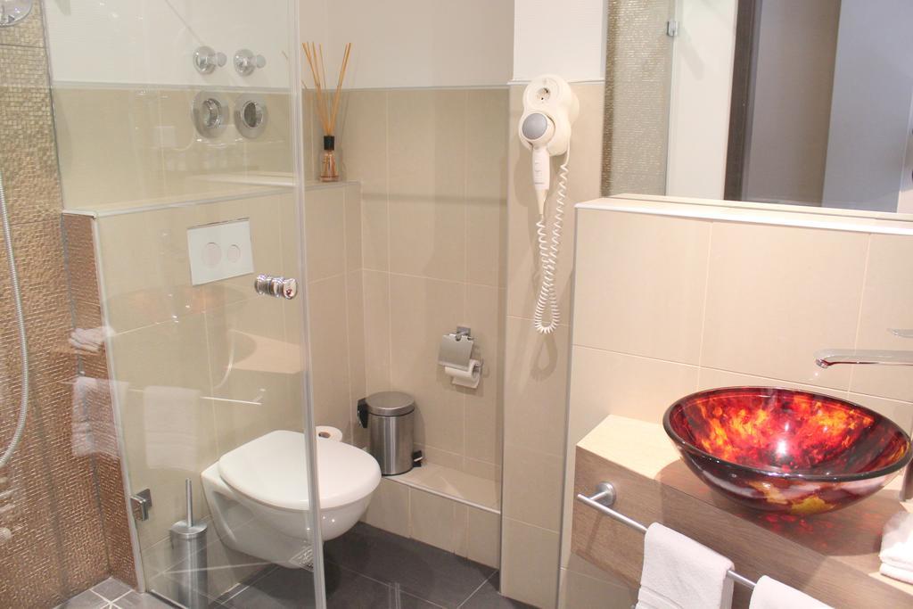 Metropol-Rooms Düsseldorf Habitación foto